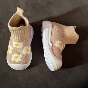 Kids Tan Floral Knit Shoes